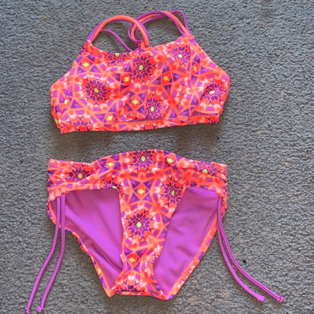 Bathing suit